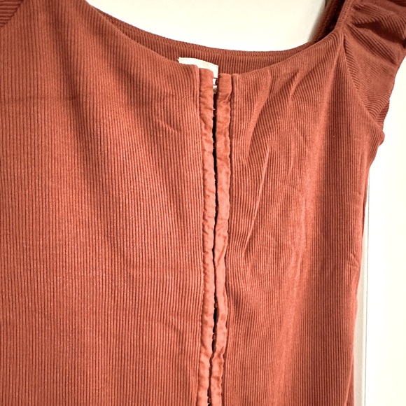 Puff Sleeve Ribbed Dress - Picture 2 of 3